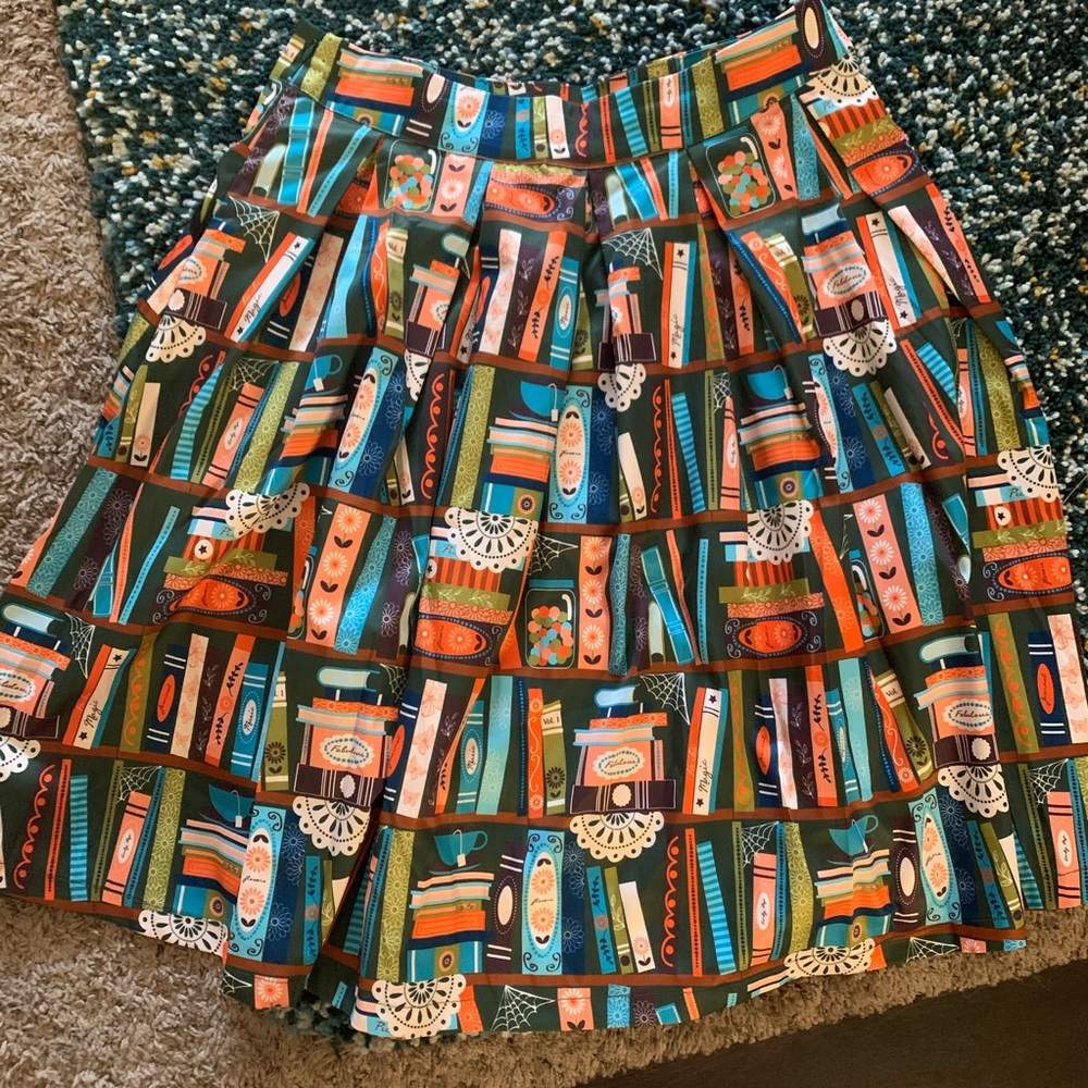 Lindy Bop Book Skirt